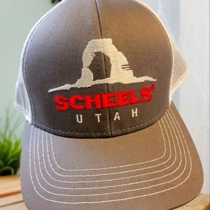 Hat scheels Utah white mesh trucker